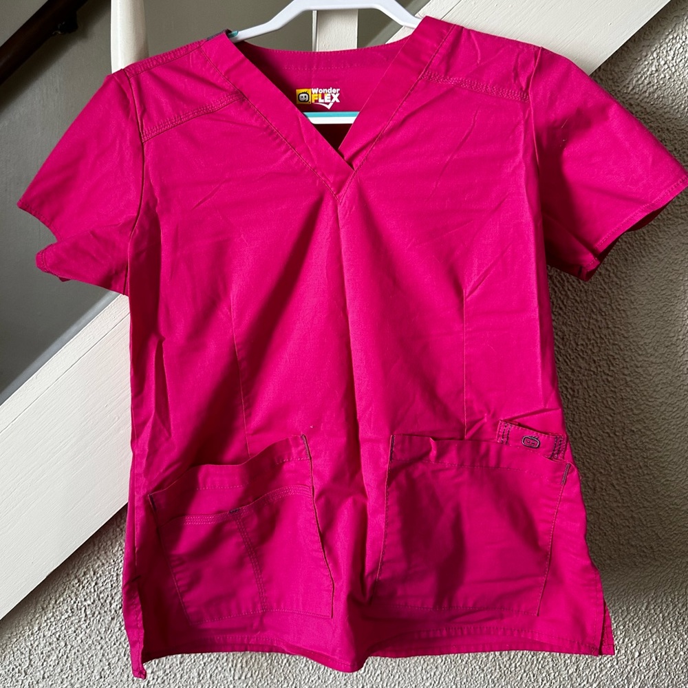 Unisex scrub top - size small